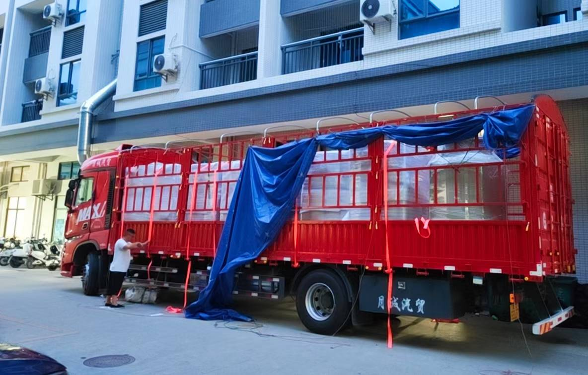 裝車出貨 裝車出貨